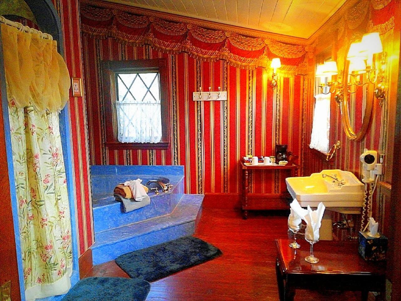 Shamrock Thistle & Crown B&B Weirsdale Exterior foto